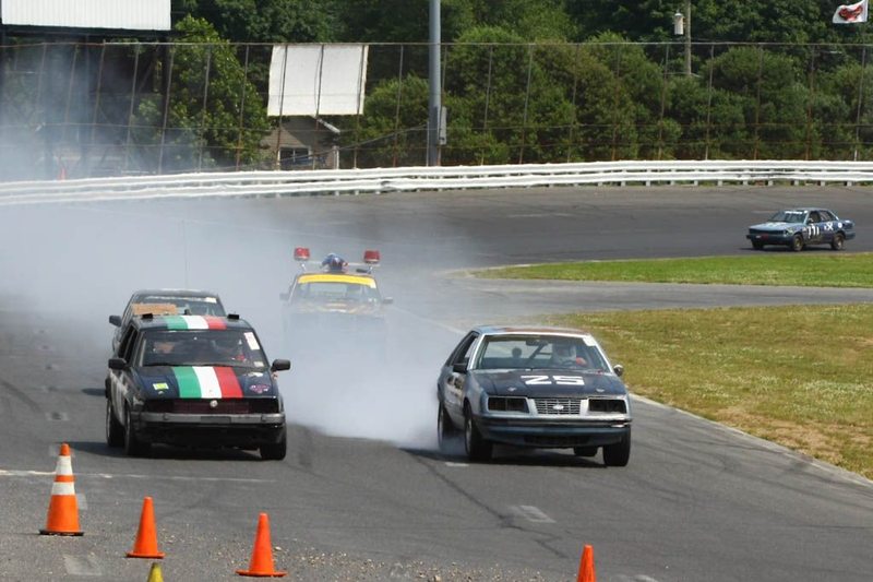 Illustration for article titled The 24 Hours Of LeMons New England 2009 Über Gallery, Part 2